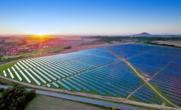 “十三五”關鍵轉型期 光伏產業如何走？