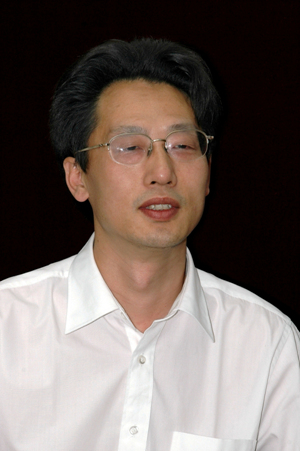 王昌林:新舊支柱產業(yè)進入更替時期