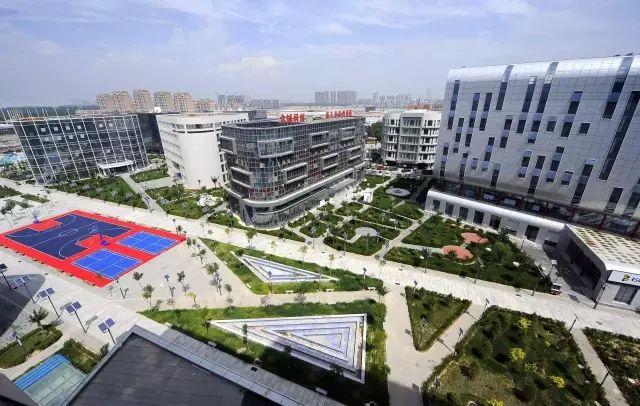 銀川經開區打造全新“雙創”生態圈銀川經濟技術開發區構建公共服務平臺、空